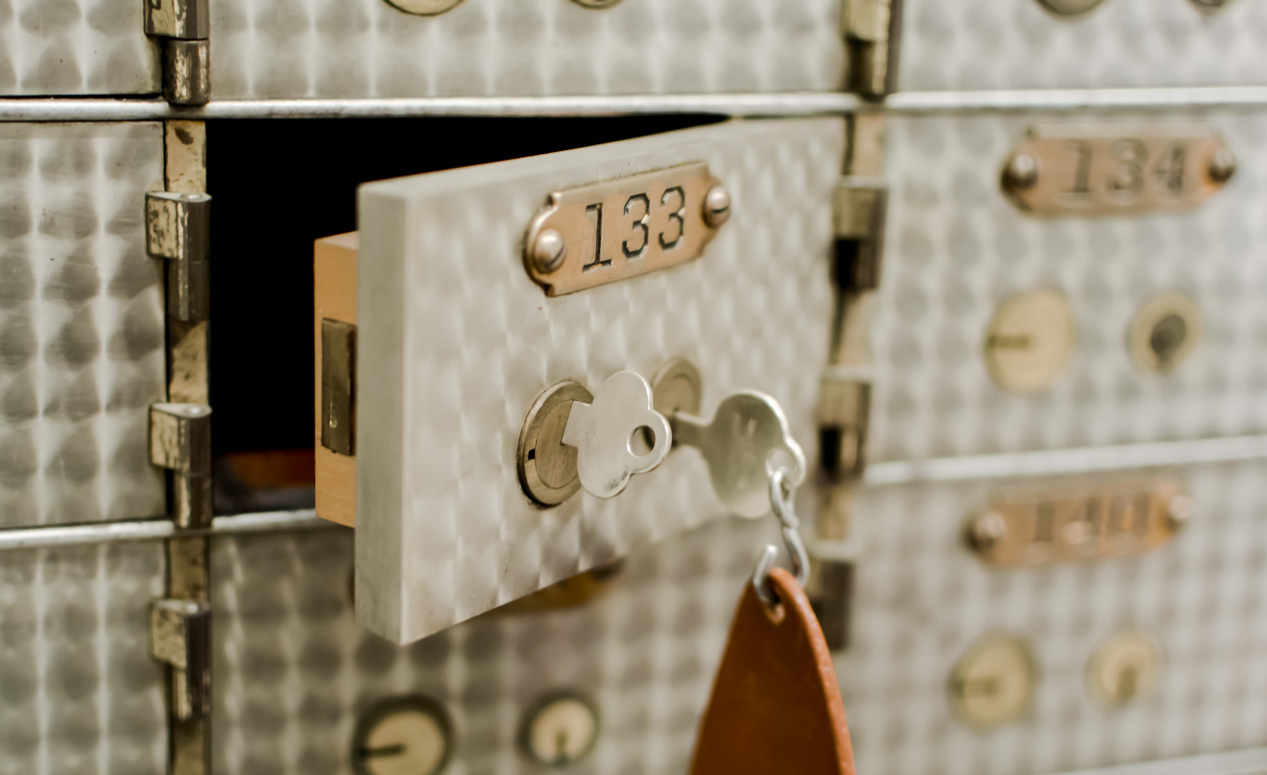 Bank safe deposit box key